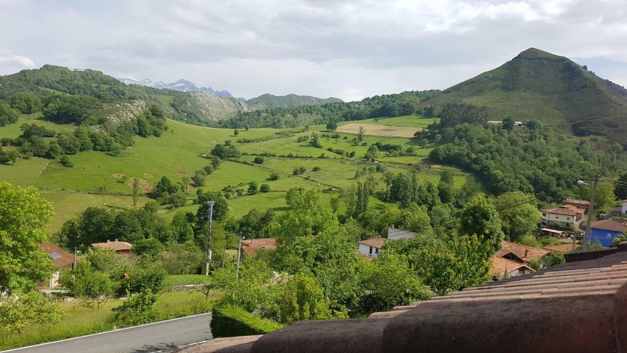 Apartamentos La Guertina Onís Екстериор снимка